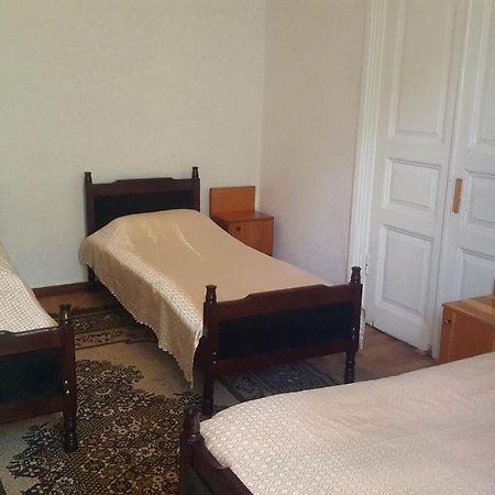 Firuza Hostel Borjomi Εξωτερικό φωτογραφία