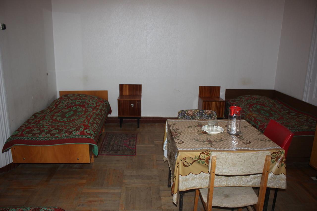Firuza Hostel Borjomi Εξωτερικό φωτογραφία