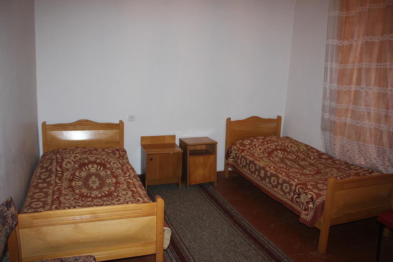 Firuza Hostel Borjomi Εξωτερικό φωτογραφία
